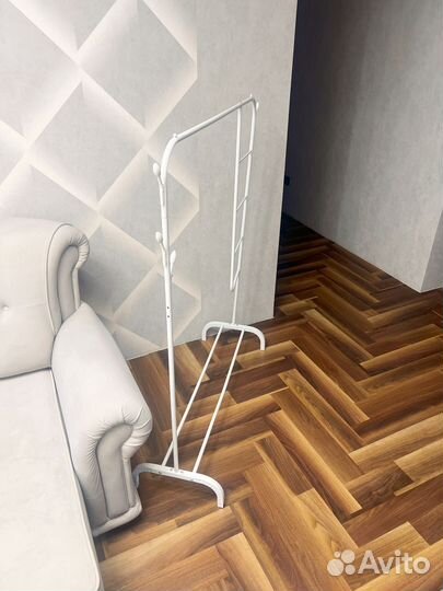 Вешалка для одежды напольная