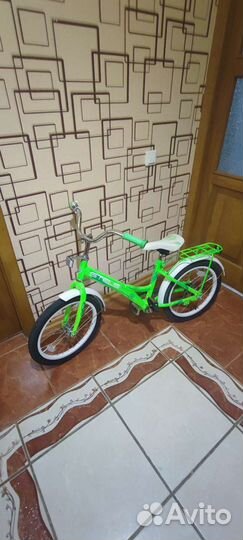 Детский велосипед 18