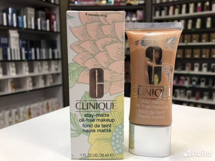 Тональный крем Clinique Stay Matte Oil Free Makeup