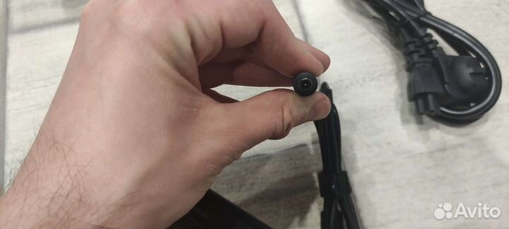 Зарядное устройство для ноутбуков