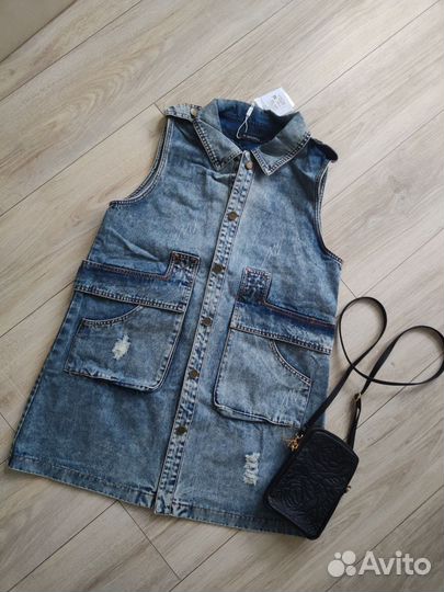 Джинсовая жилетка 46 новая