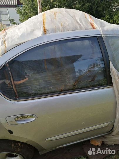Двери на Nissan maxima а33