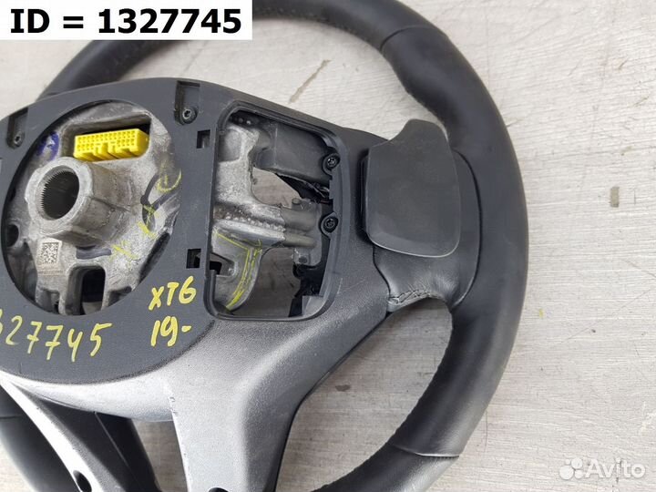 Рулевое колесо Cadillac XT6