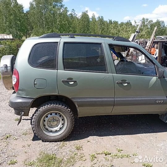 Chevrolet Niva 1.7 МТ, 2007, 150 300 км