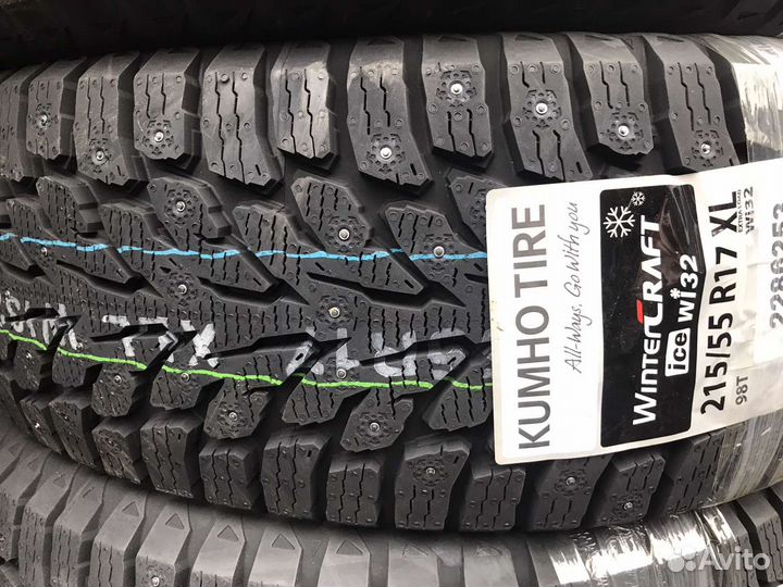 Kumho WinterCraft Ice Wi32 215/55 R17 98T