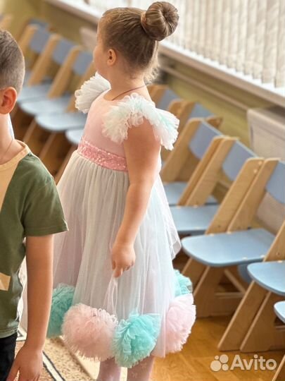 Детское нарядное платье 116
