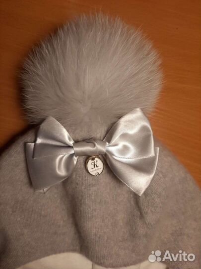 Шапка-шлем с натуральным помпоном