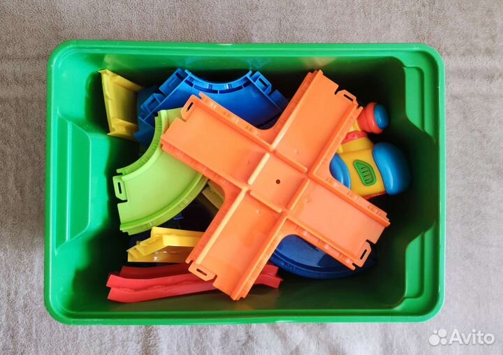 Гоночный трек, железная дорога