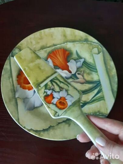 Блюдо для торта (2 штуки, разные)