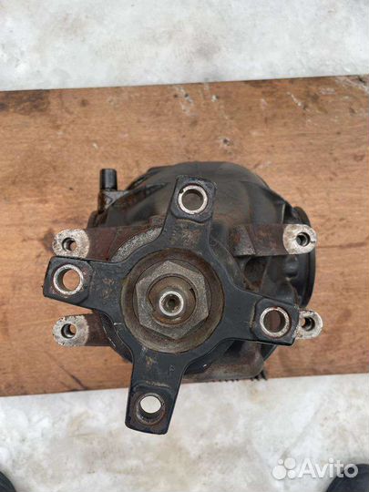 Редуктор задний на Mercedes W219 CLS 5.5 Компресор