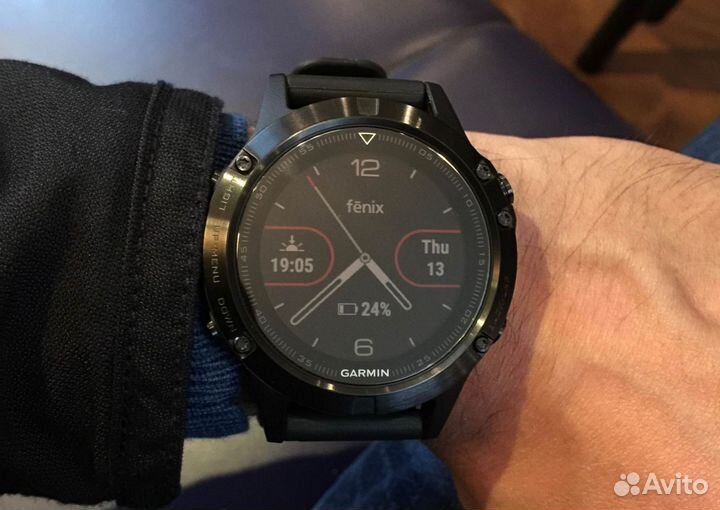 Смарт часы Garmin Fenix 5