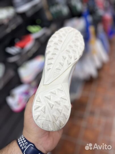 Сороконожки Adidas Predator Edge.1 Crystal FG беж