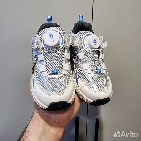 Кроссовки New Balance 530