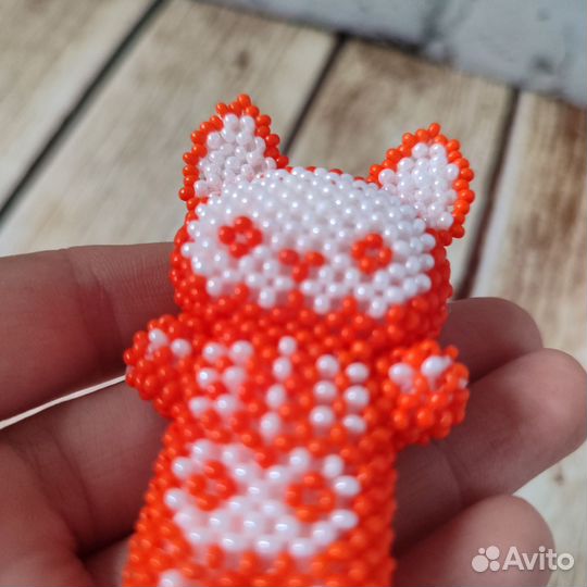 Амигуруми из бисера Кото-скелет