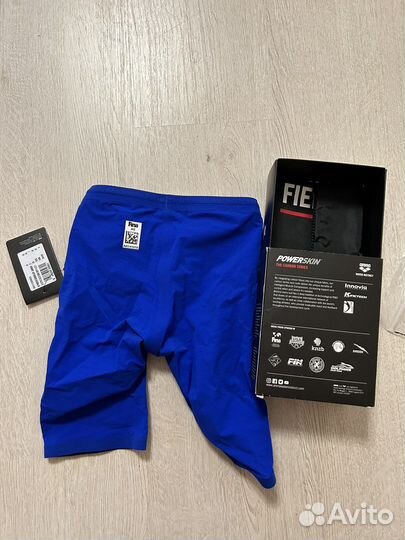 Гидрошорты arena новые