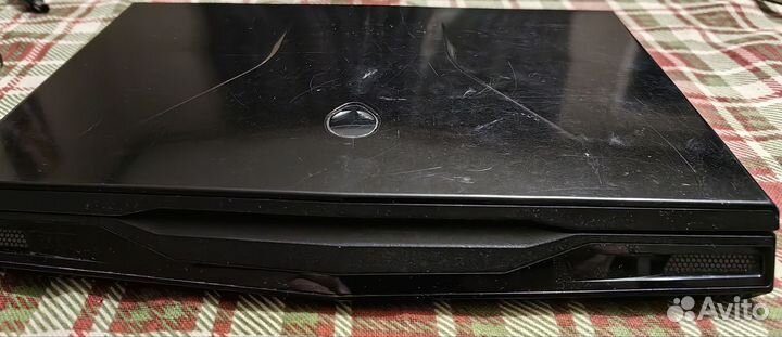 Ноутбук alienware m11x r1