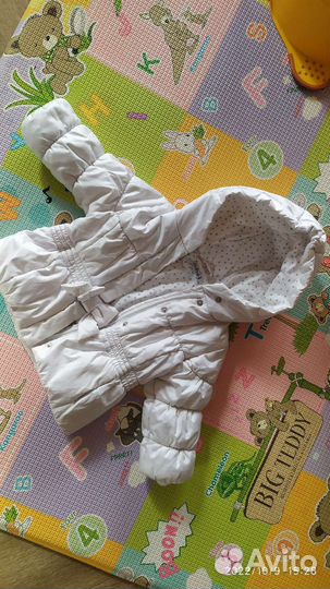 Курточка для девочки р. 74 Gulliver