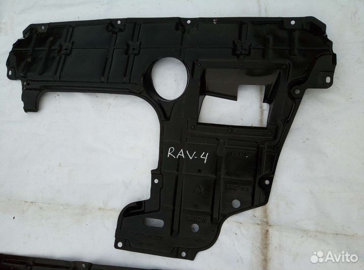 Toyota RAV 4 защита двигателя