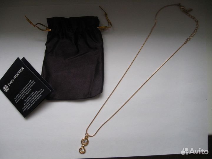 Украшение Yves Rocher