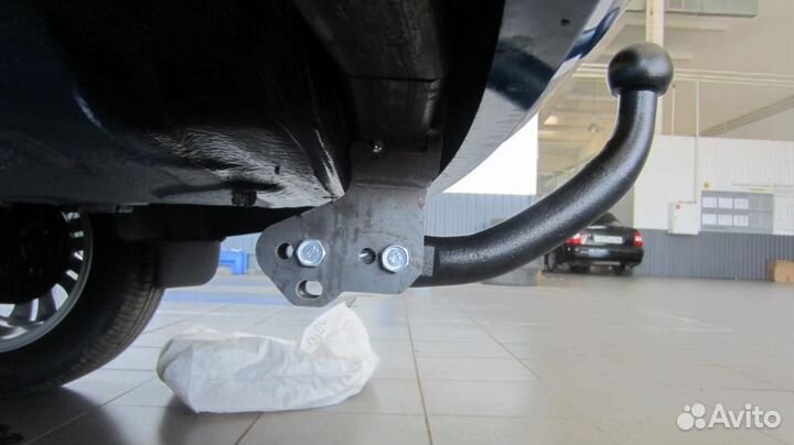 Фаркоп Рено (Renault) Logan II седан 2014, Sande