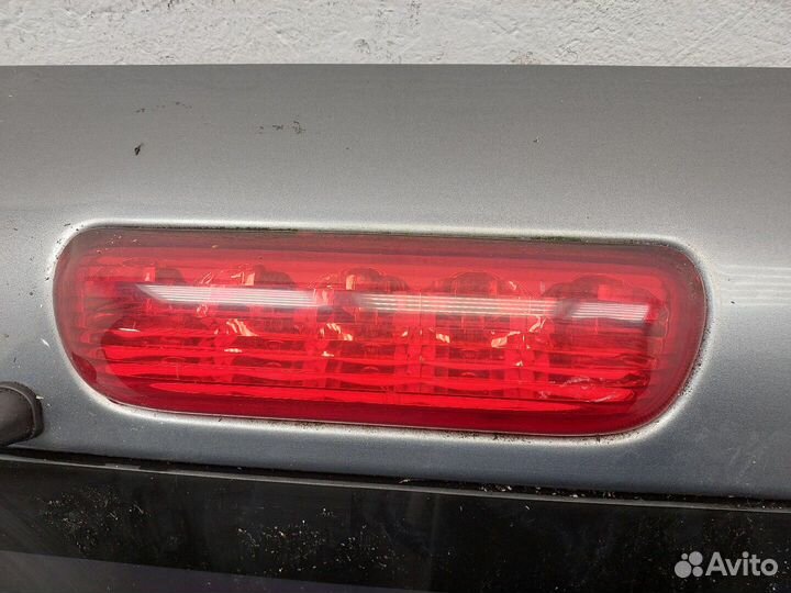 Крышка багажника Hyundai H-1 Starex