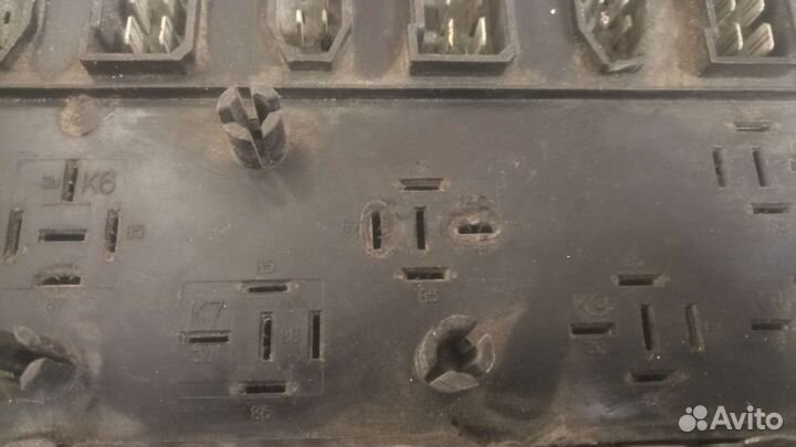 Блок предохранителей маз