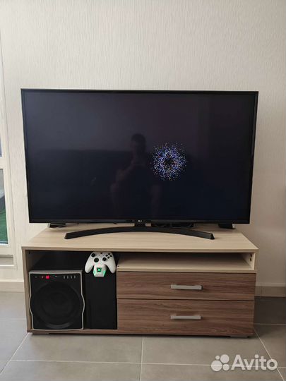 Тумба под телевизор