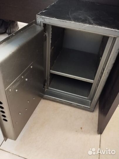 Сейф металлический бу