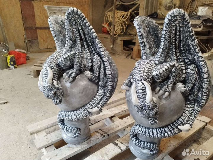 Садовая скульптура дракон