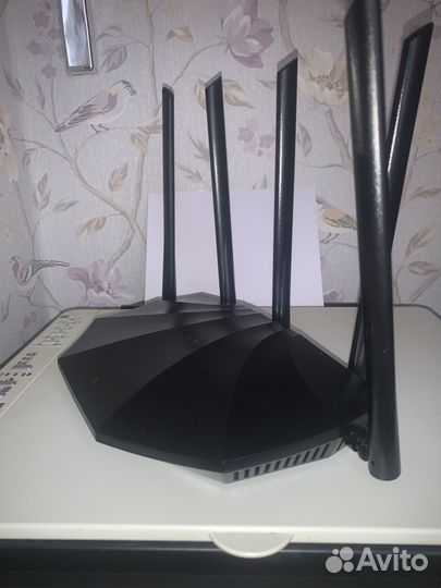 Роутер Tenda TX2 PRO