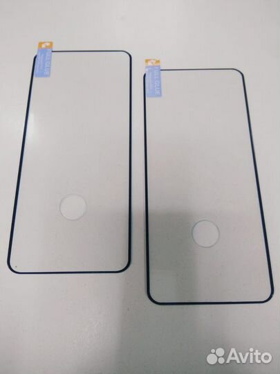 Защитное стекло на Samsung S20