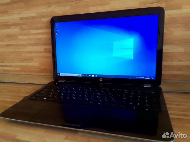 Ноутбук HP Povilion 15