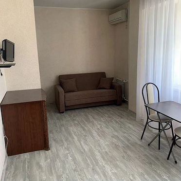 Квартира-студия, 23,5 м², 2/3 эт.