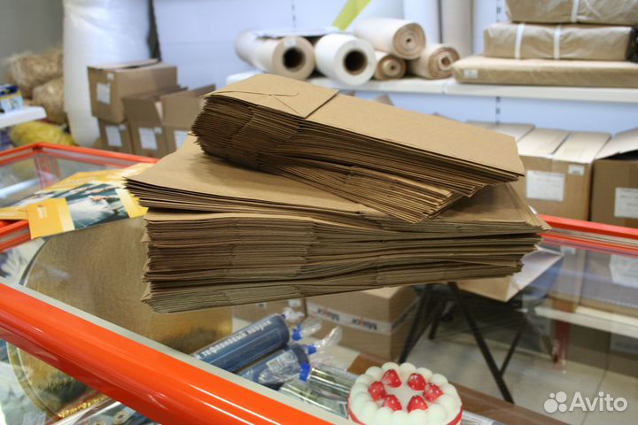 Бумажные крафт пакеты с ручками или без в наличии