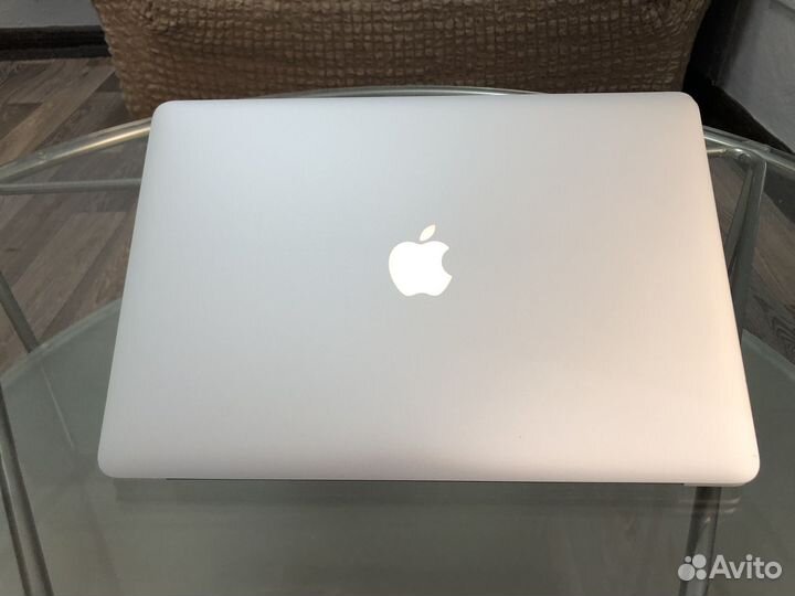 Macbook Pro 15 2015 i7/16gb/256gb SSD