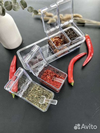 Набор для специй на подставке с ложками