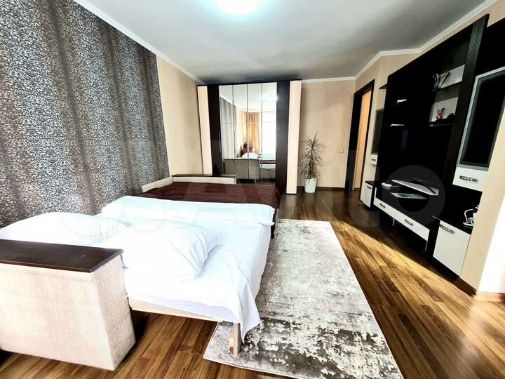 Квартира-студия, 33,2 м², 1/4 эт.