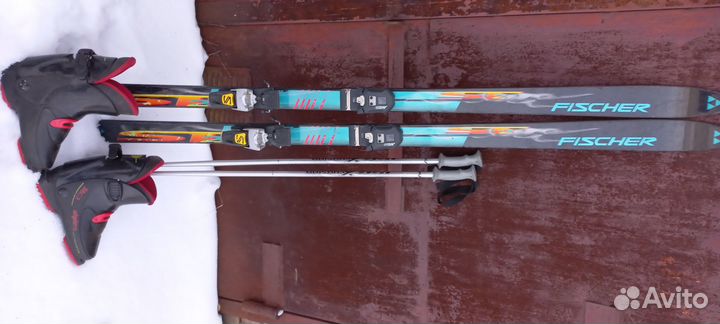 Продам горные лыжи