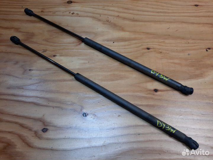 Амортизатор багажника Mazda Demio DY3W zjve 2004