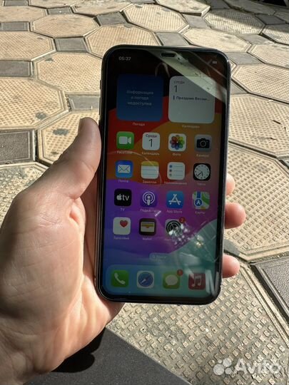 iPhone X, 256 ГБ