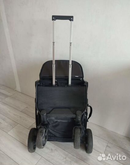 Коляска прогулочная babalo