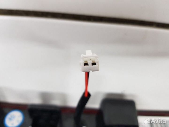 Стоп сигнал (Geely Tugella)