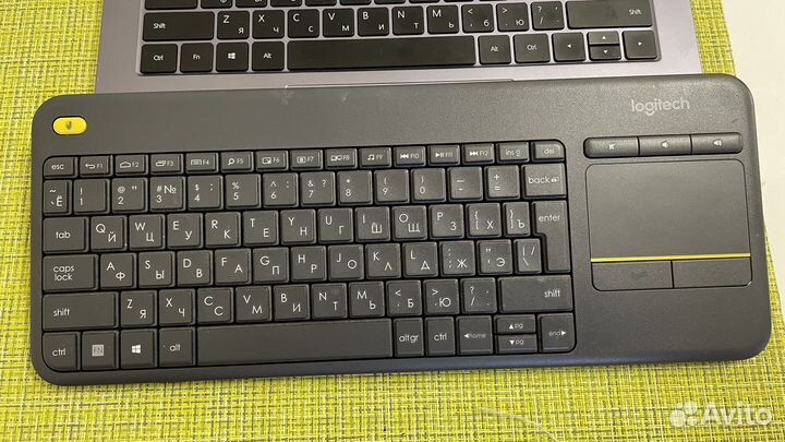 Клавиатура logitech k400+
