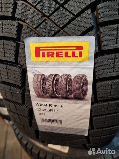 Pirelli Ice Zero FR 225/50 R17 98H