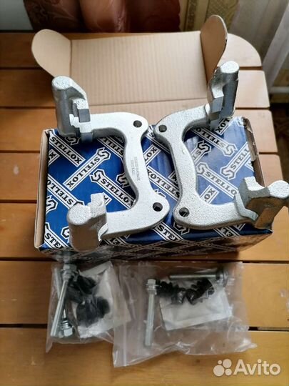 Продам скоба суппорта на ауди а6 с5