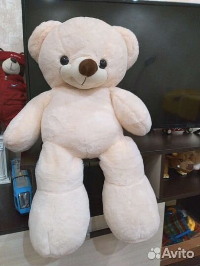 Плюшевый медведь