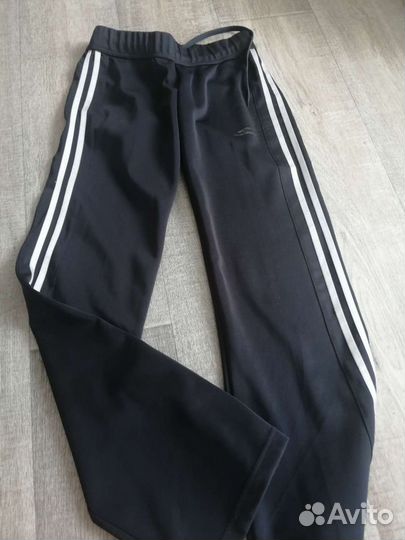 Спортивный костюм женский