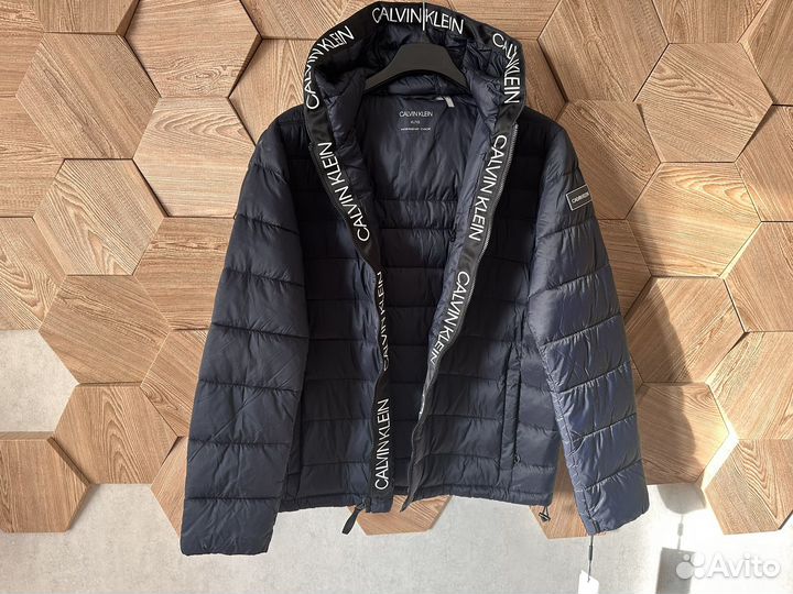 Calvin klein куртка XL оригинал демисезон