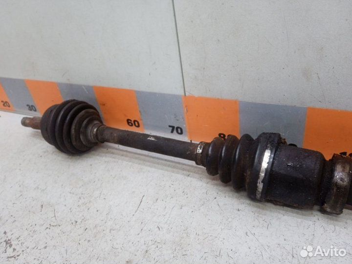 Б/У Б/У порван пыльник, шрус, полуось, АКПП, 2.0