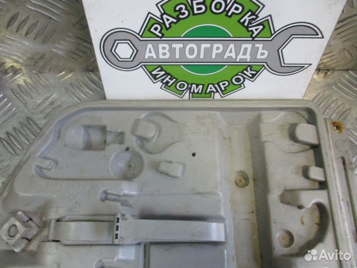 Ниша для инструментов BMW 3 E30 1986г